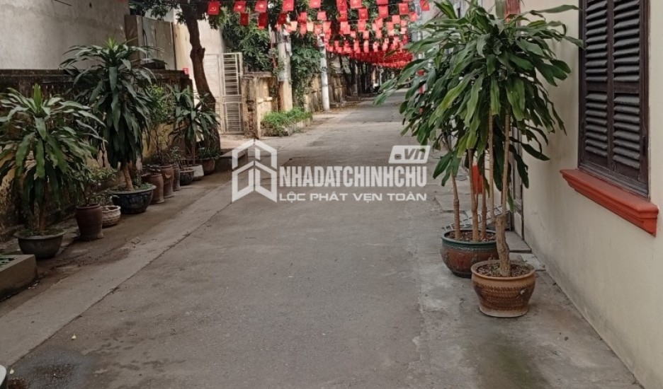 bán đất lê văn hiến-50m2 -mt5m-đất vàng trung tâm-ô tô-gần học viện tài chính-nhỉnh 11 tỷ